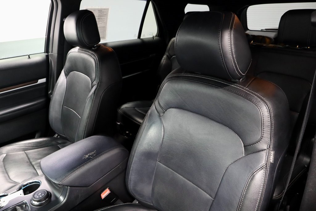 Used 2016 Ford Explorer Limited image 30
