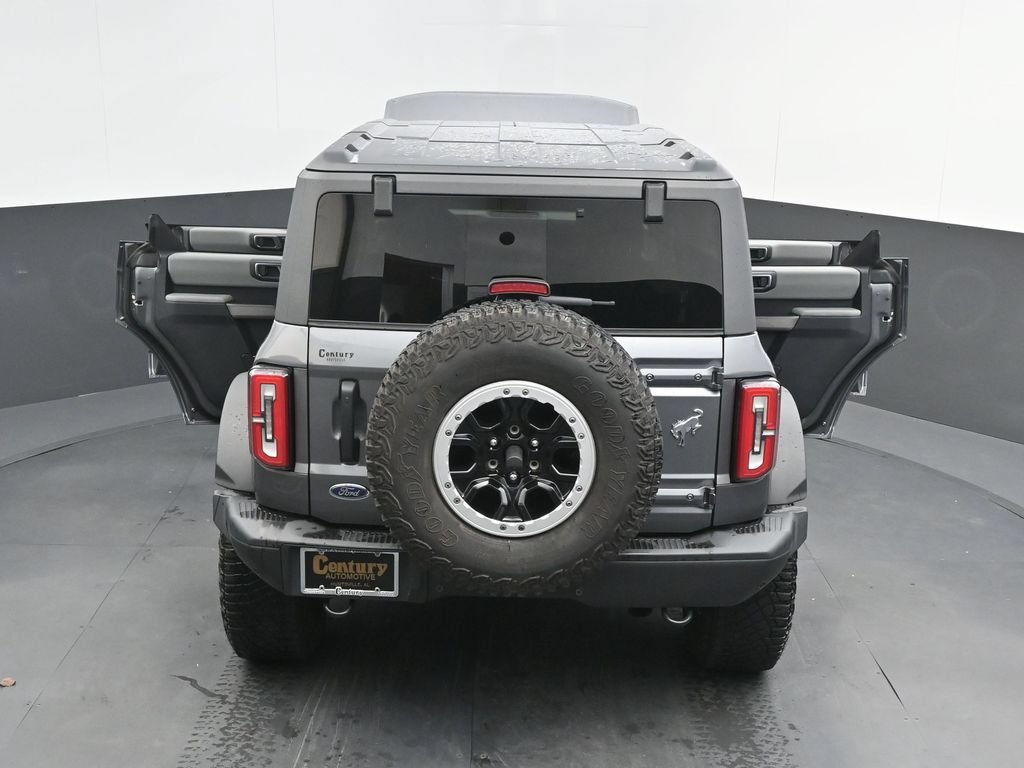 Used 2023 Ford Bronco Badlands w/ Sasquatch Package AWD/4WD image 45