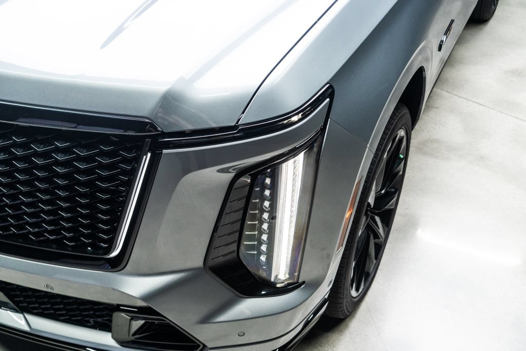 Used 2025 Cadillac Escalade V w/ LPO, ONYX Package AWD/4WD image 6