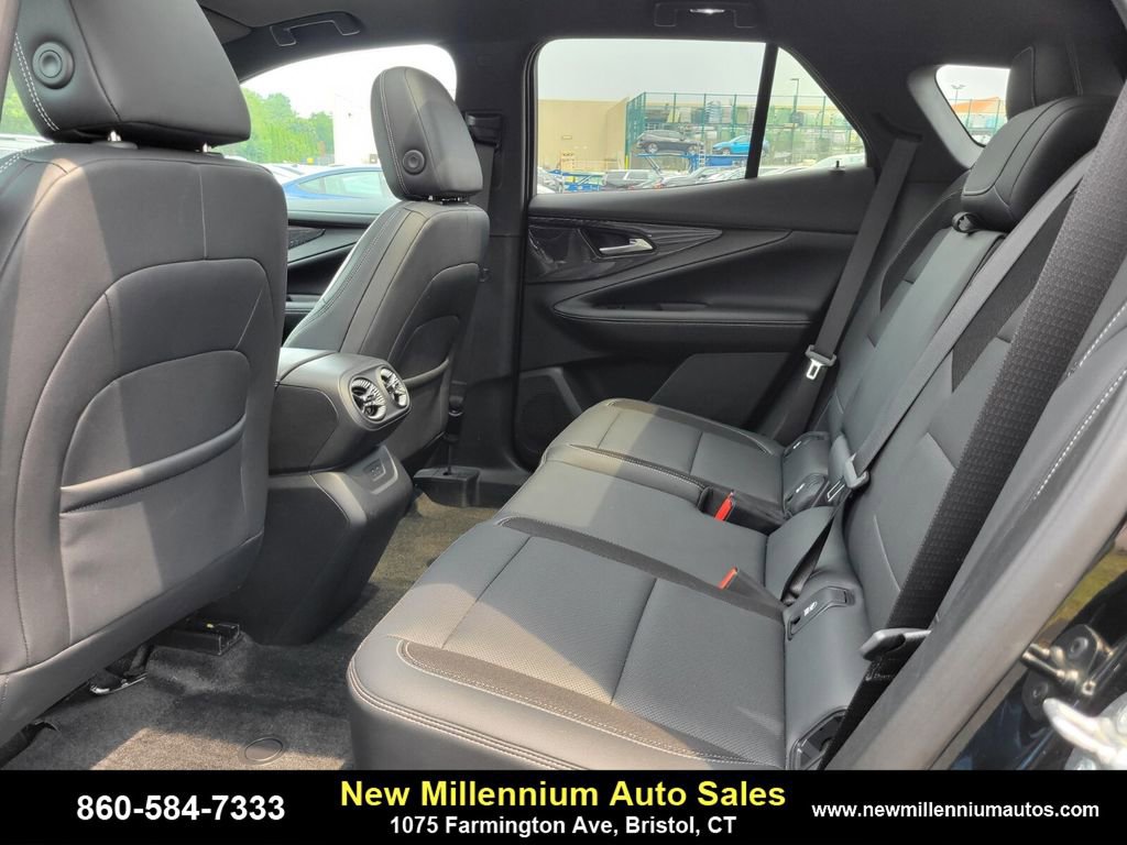Used 2024 Chevrolet Blazer EV LT image 16