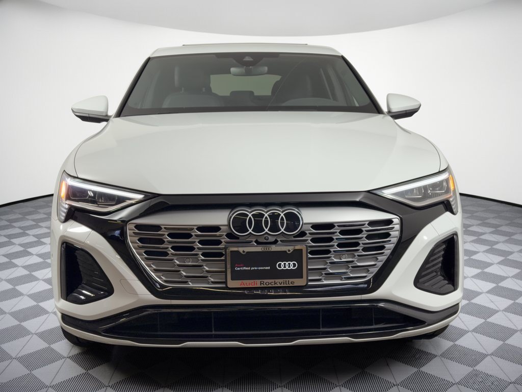 Used 2024 Audi Q8 e-tron Premium Plus AWD/4WD image 6