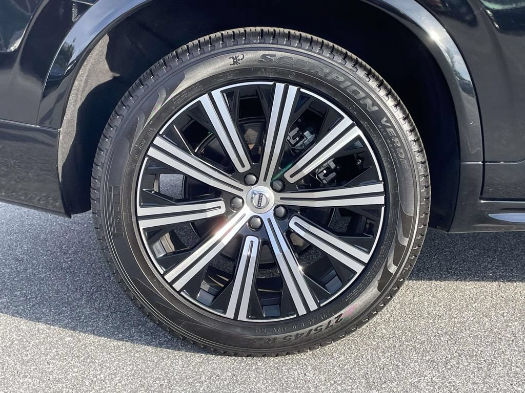 Used 2025 Volvo XC90 B5 Core AWD/4WD image 31