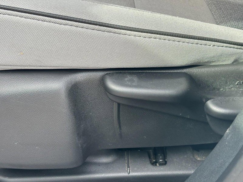 Certified 2025 Chevrolet TrailBlazer LT w/ Driver Confidence Package image 15