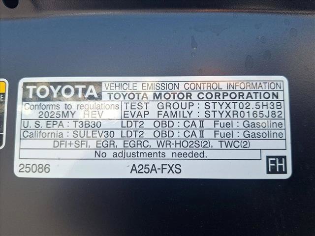 Certified 2025 Toyota RAV4 XLE AWD/4WD image 19