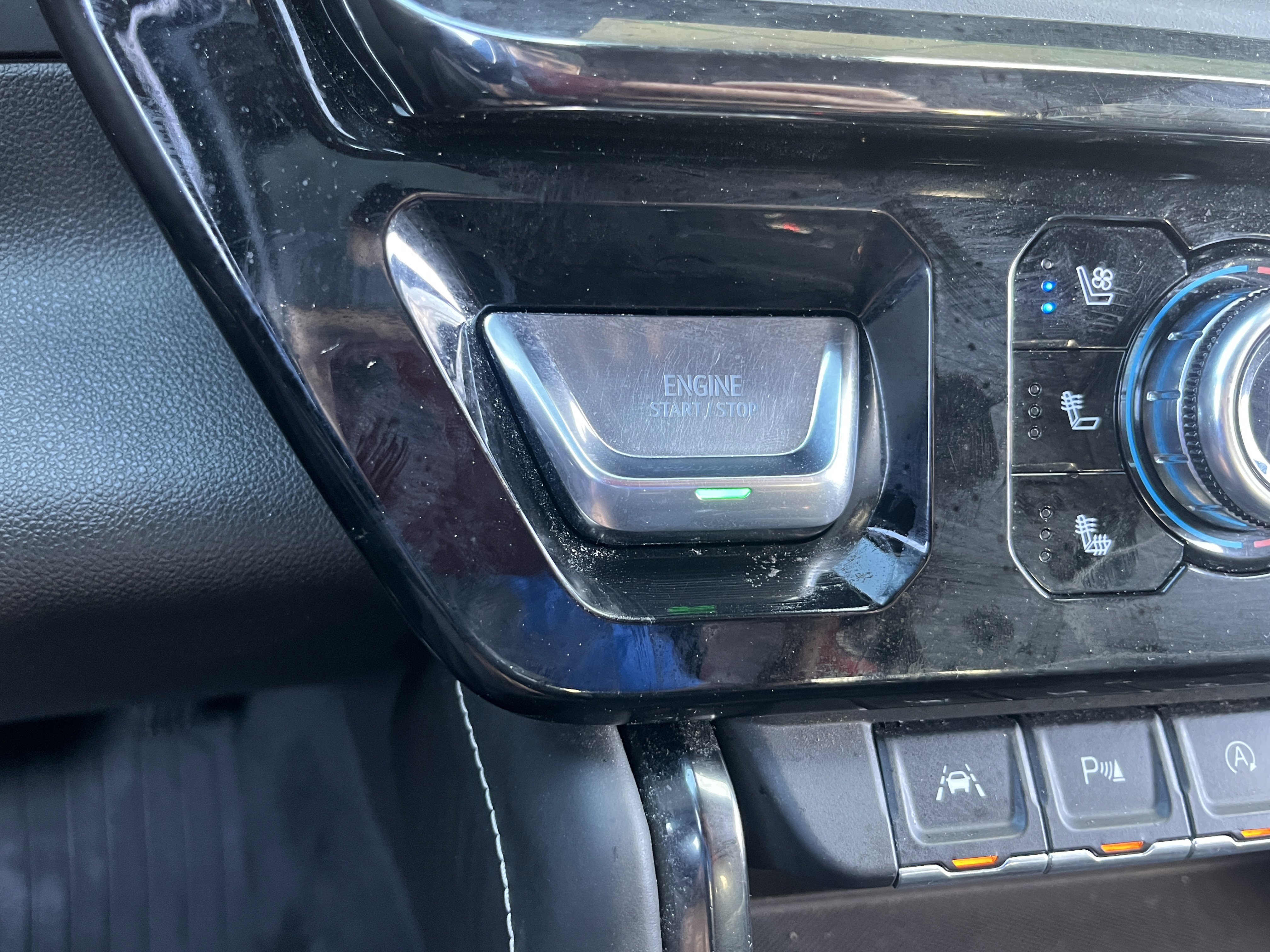 Used 2024 GMC Sierra 1500 AT4X w/ AT4X AEV Edition image 26