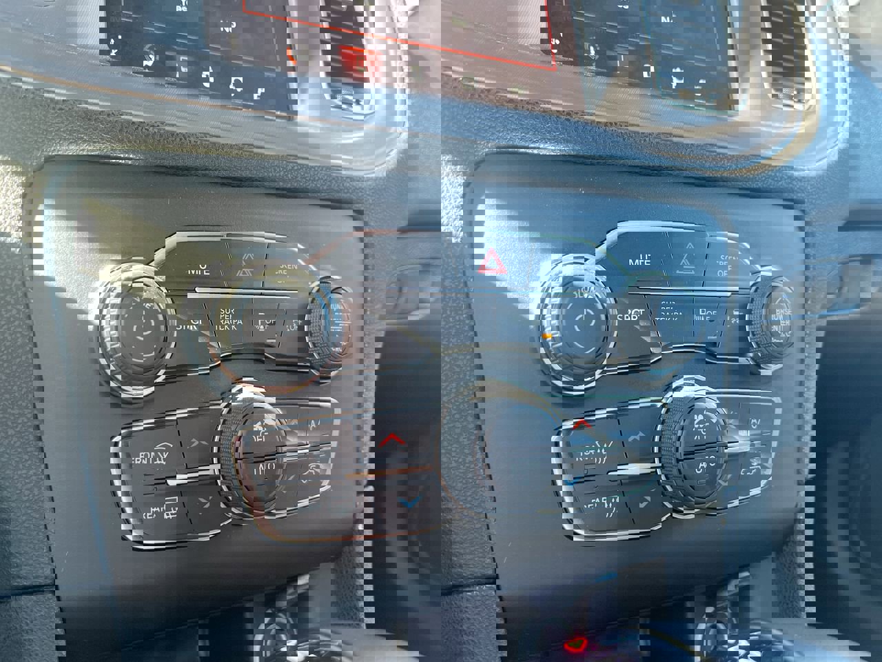 Used 2023 Dodge Charger GT image 38