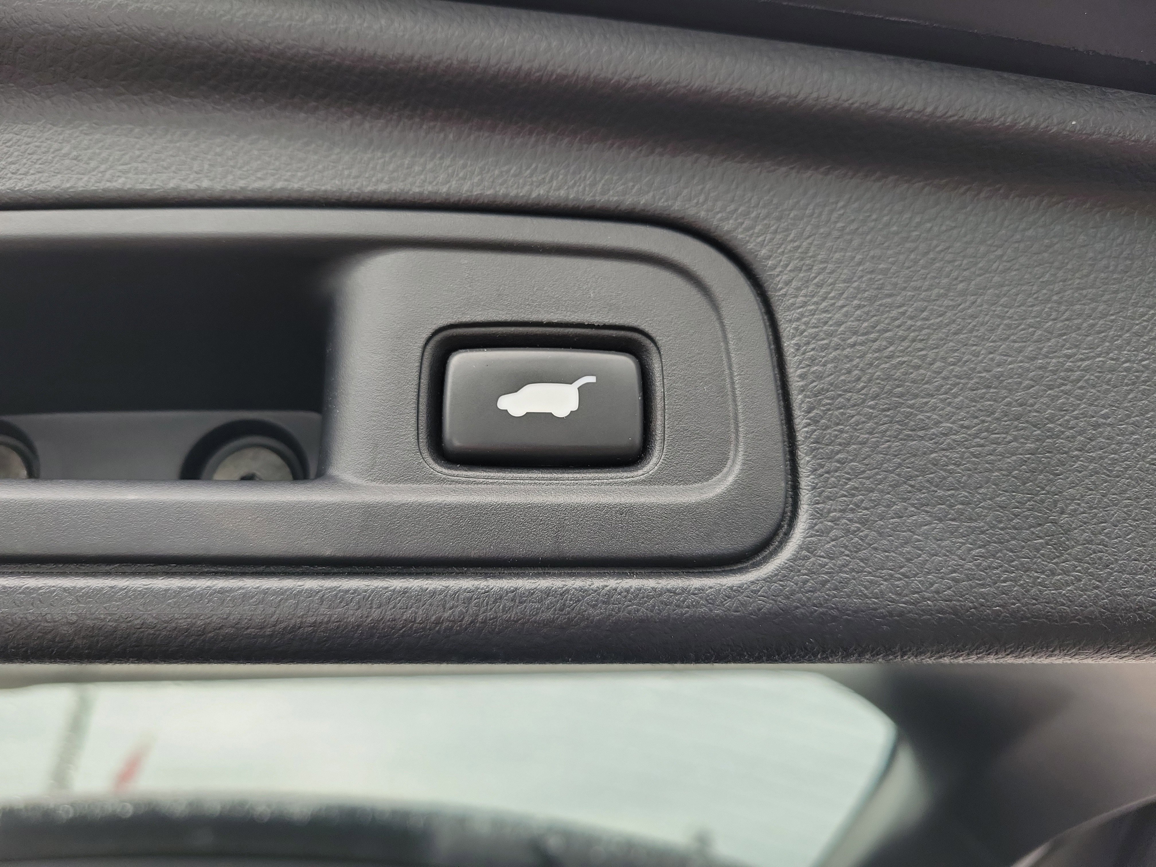 Used 2019 Honda Pilot Touring image 14