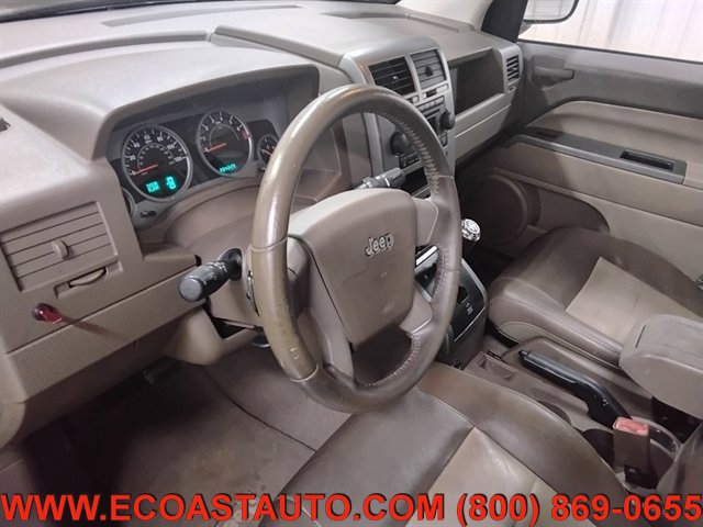 Used 2007 Jeep Compass Limited w/ Driver Convenience Group image 11