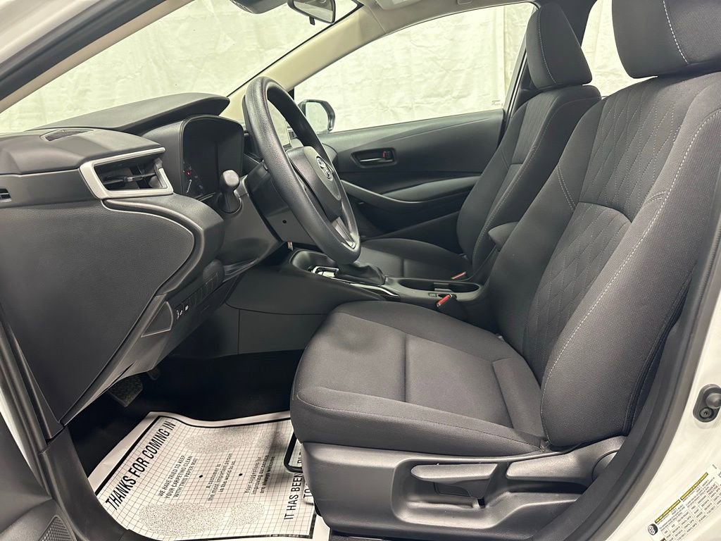 Used 2025 Toyota Corolla LE image 14