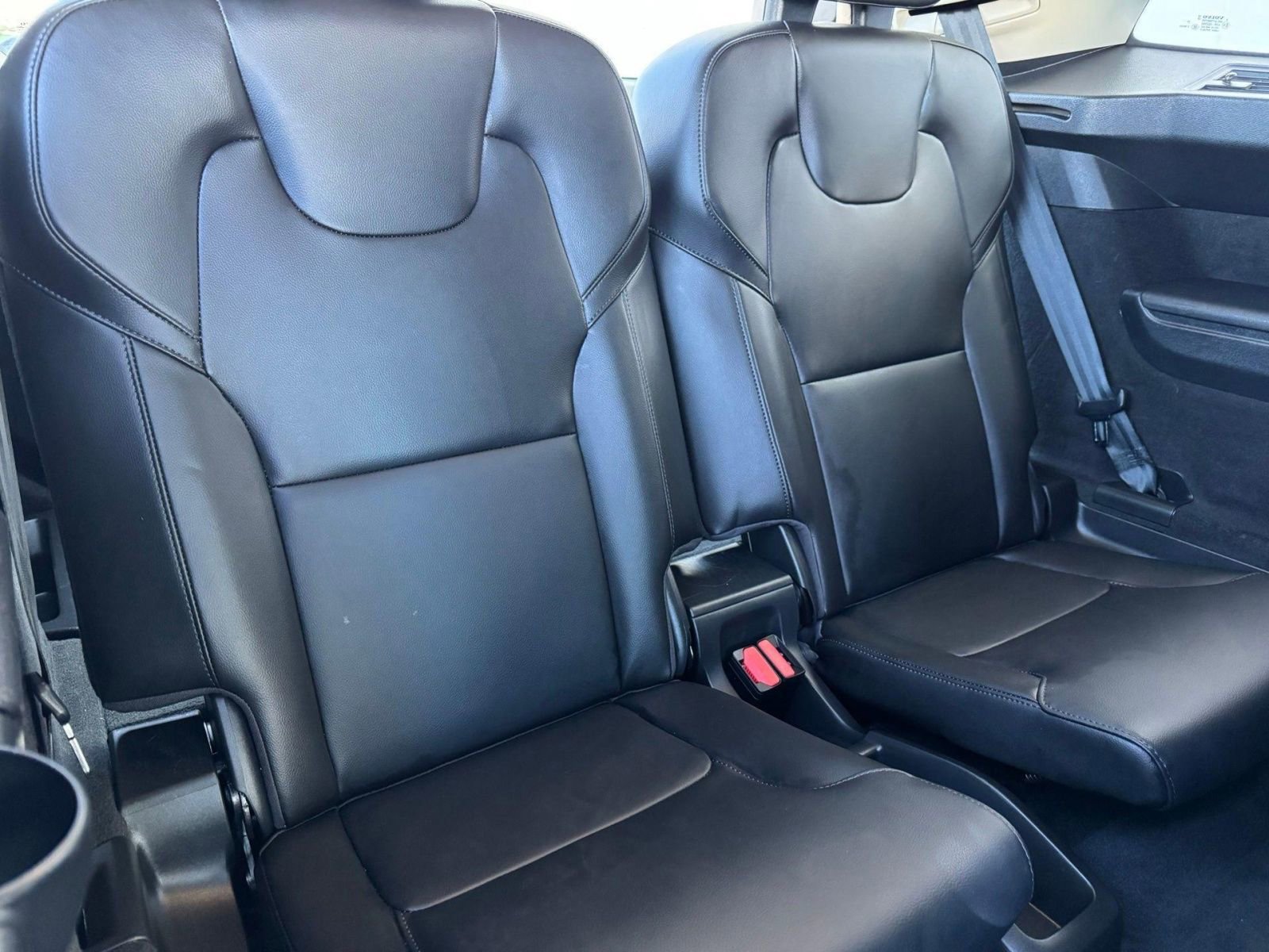 Used 2025 Volvo XC90 B5 Core AWD/4WD image 23