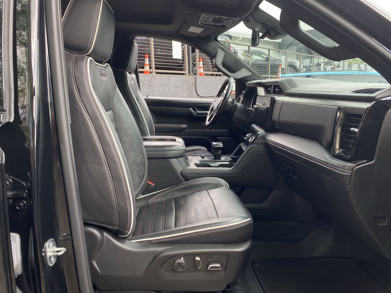 Used 2022 GMC Sierra 1500 AT4X AWD/4WD image 18