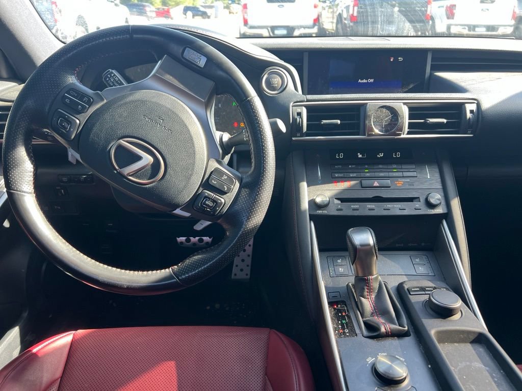 Used 2020 Lexus IS 300 F Sport w/ F Sport Package RWD image 17