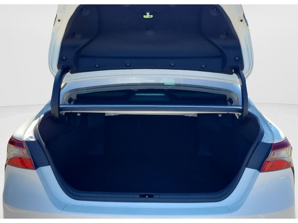 Certified 2022 Toyota Camry SE w/ Cold Weather Package AWD/4WD image 25