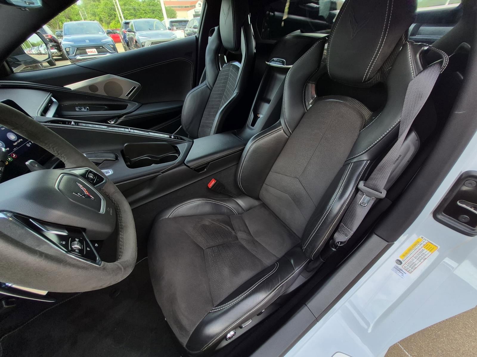 Certified 2021 Chevrolet Corvette Stingray Preferred Cpe w/ Z51 Performance Package image 15