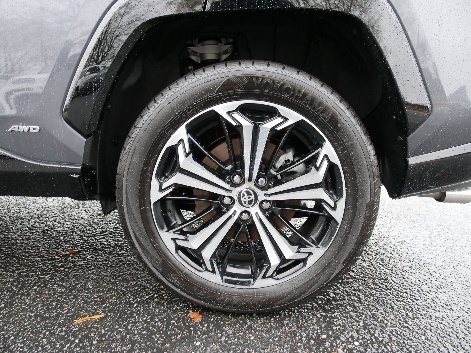 Used 2025 Toyota RAV4 XSE image 13