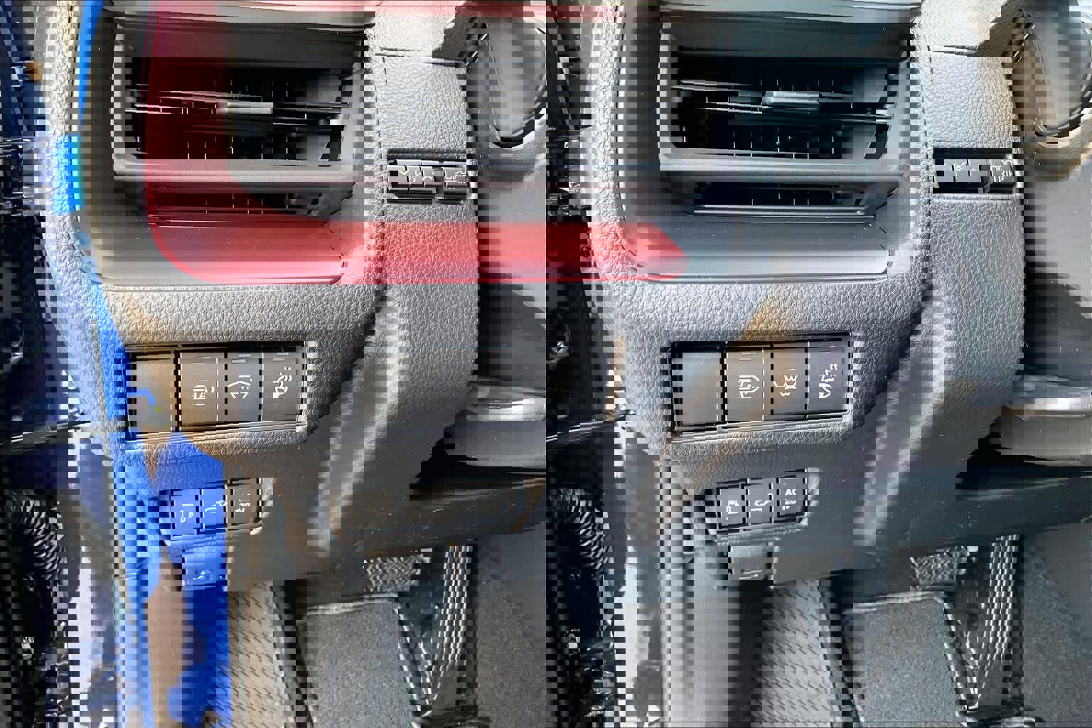 New 2026 Toyota Prius Plug-In Hybrid image 18