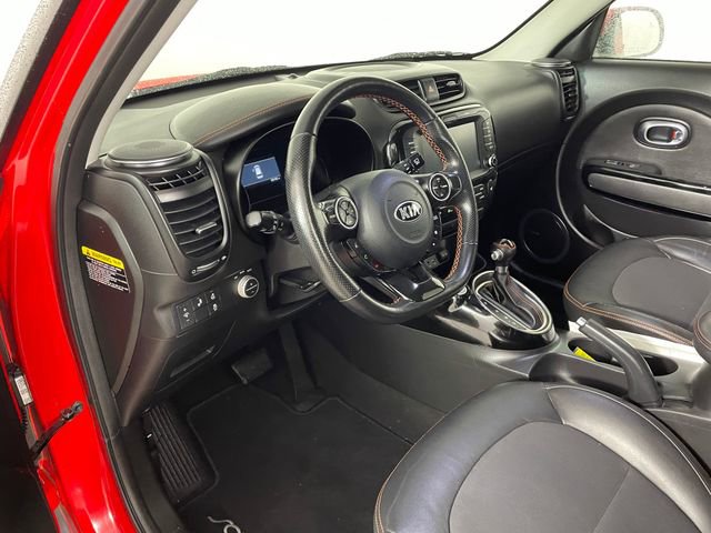 Certified 2019 Kia Soul ! w/ Technology Package image 3