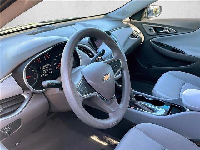 Used 2020 Chevrolet Malibu LS FWD image 14