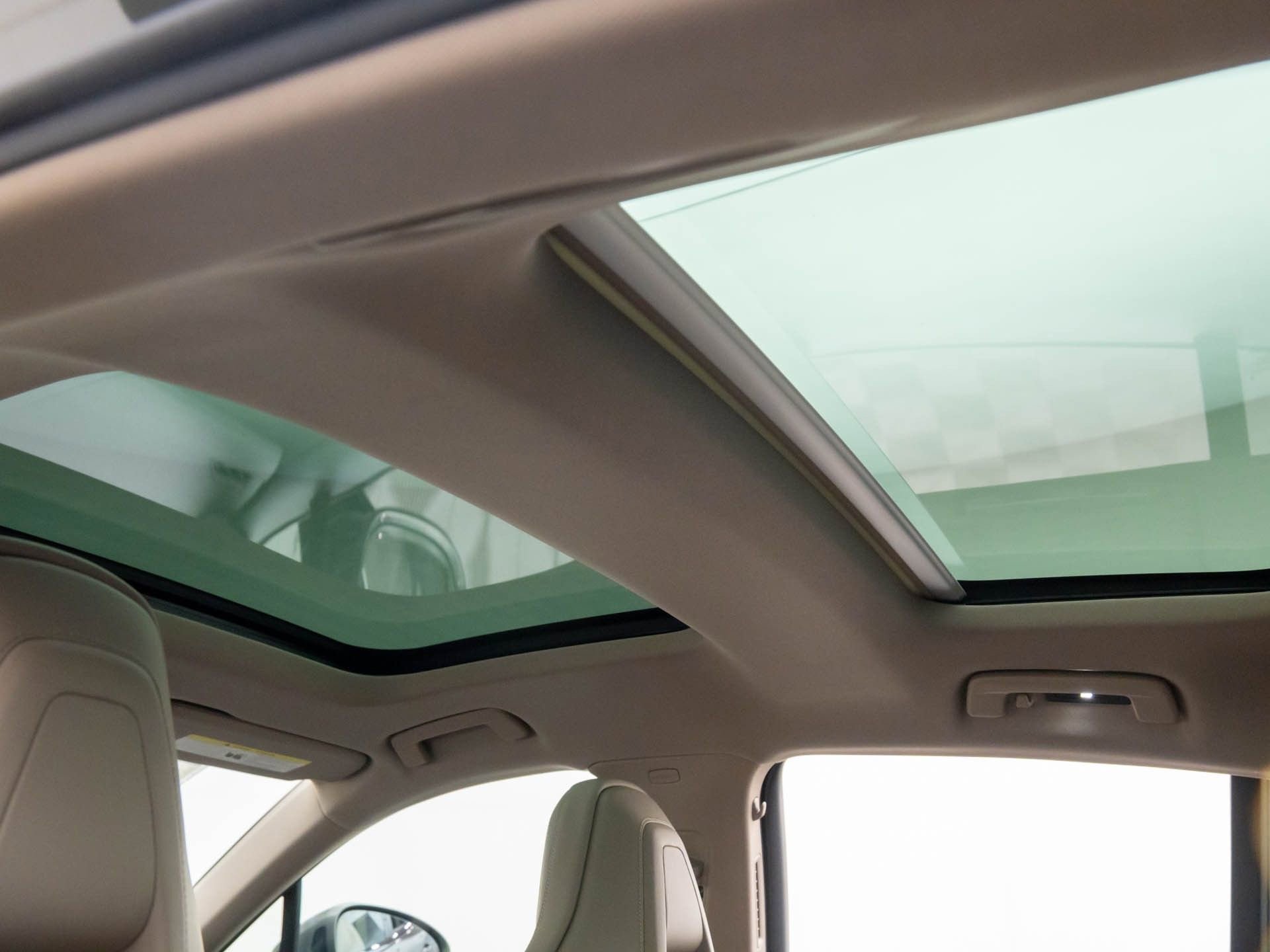 New 2026 Porsche Panamera 4 image 17