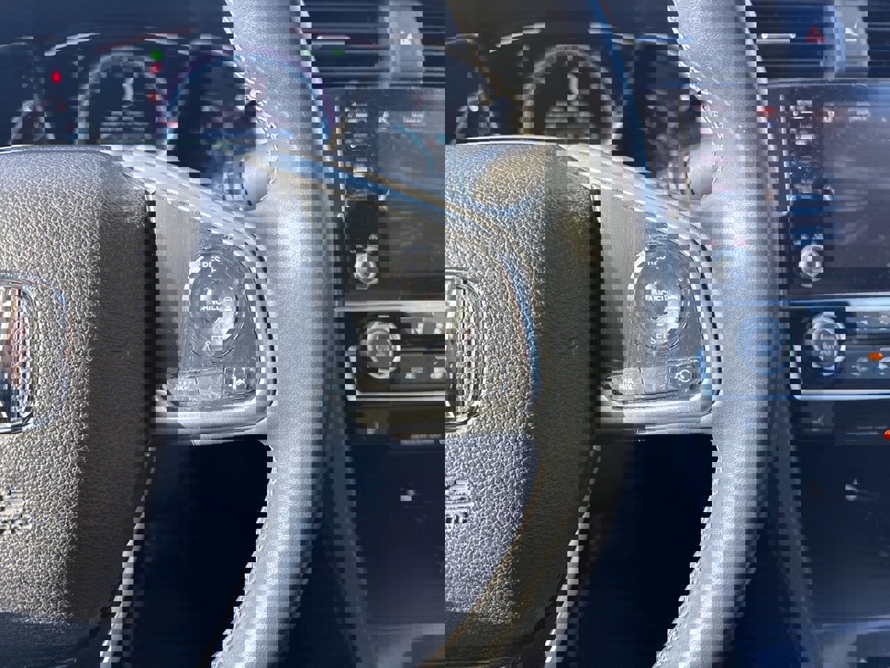 Used 2019 Honda Civic EX-L image 21