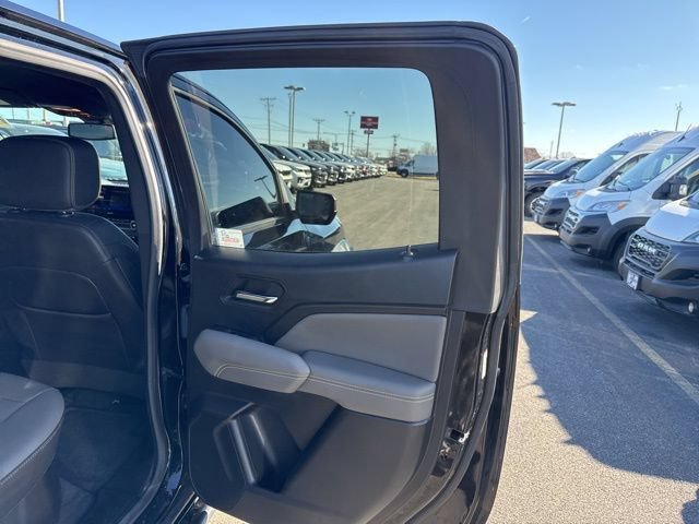 Used 2023 Chevrolet Colorado ZR2 w/ ZR2 Convenience Package III AWD/4WD image 14