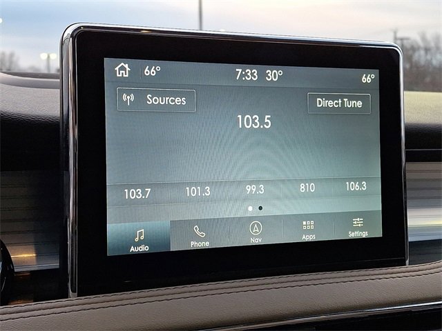 Used 2022 Lincoln Corsair AWD w/ Premium Package image 18