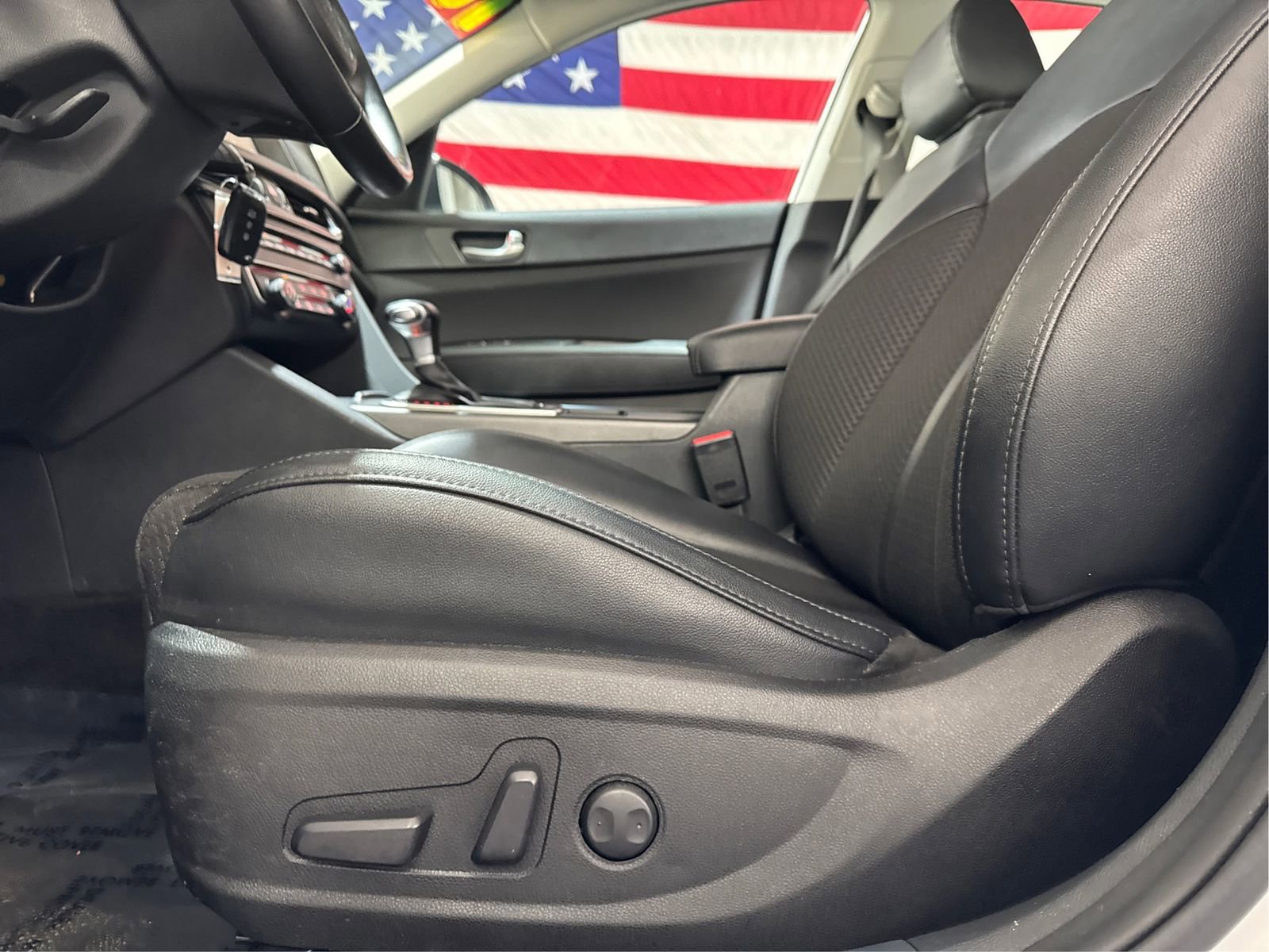 Used 2018 Kia Optima S FWD image 16