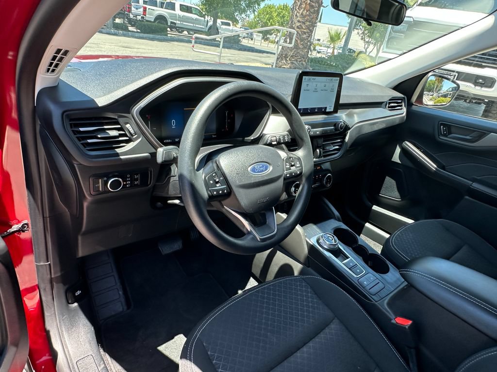 Used 2025 Ford Escape Active FWD image 23