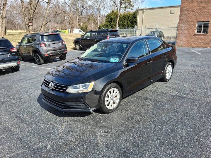 Used 2015 Volkswagen Jetta SE FWD image 1