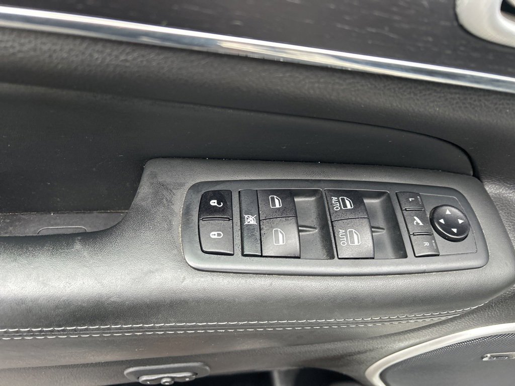 Used 2020 Jeep Grand Cherokee Summit w/ Platinum Series Group image 23