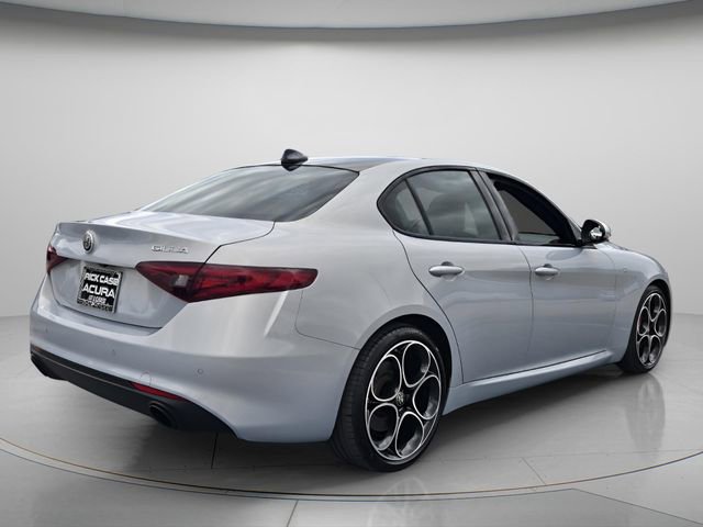 Used 2023 Alfa Romeo Giulia Ti w/ Active Assist Plus Package RWD image 8