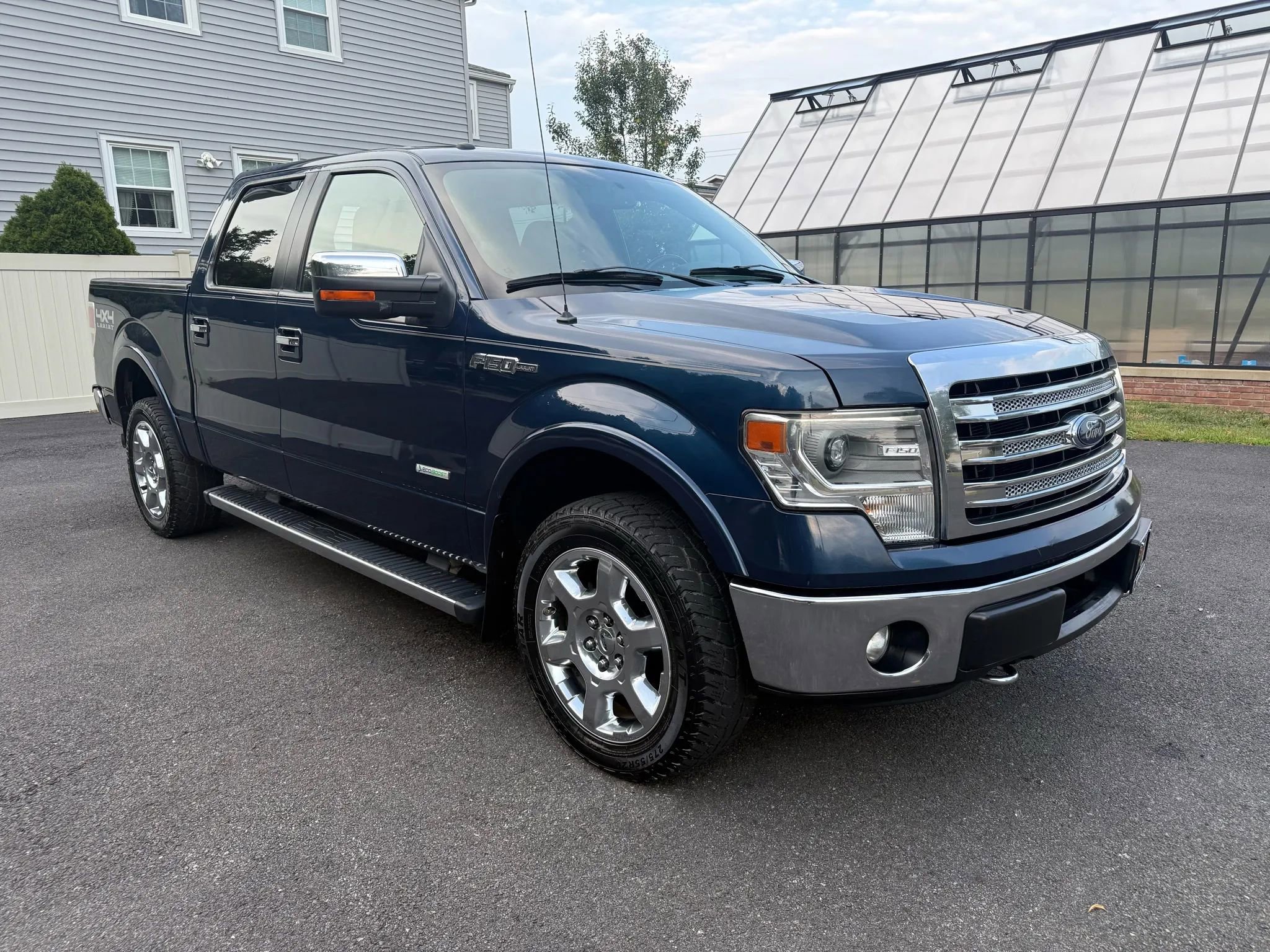 Used 2013 Ford F150 Lariat w/ Luxury Equipment Group image 10