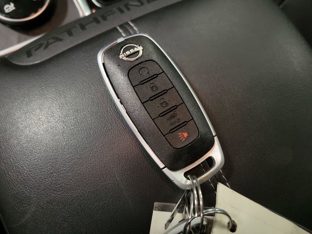 Used 2024 Nissan Pathfinder SL w/ Cargo Package AWD/4WD image 15