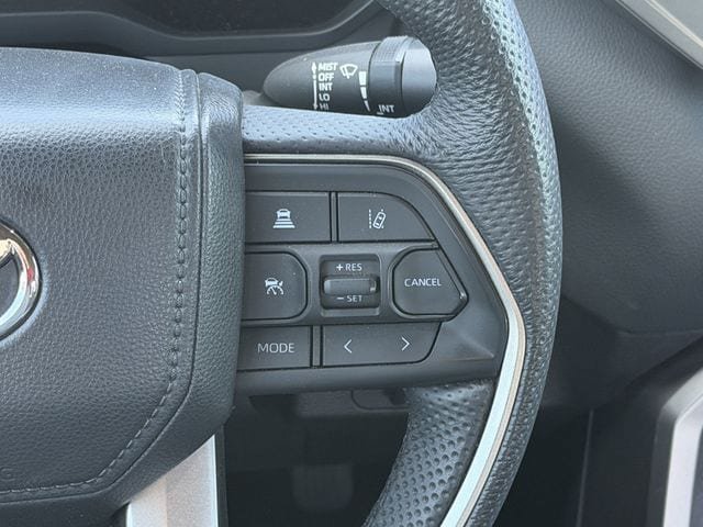 Used 2026 Toyota Tundra Limited AWD/4WD image 13