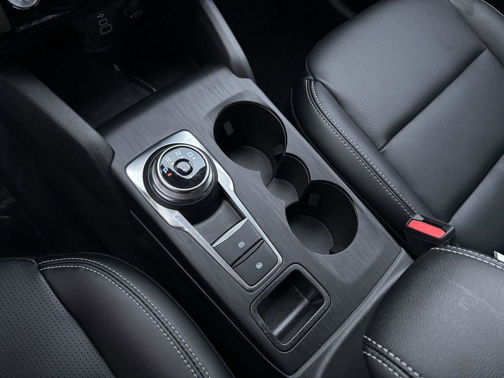 New 2026 Ford Escape Platinum w/ Equipment Group 601A image 27