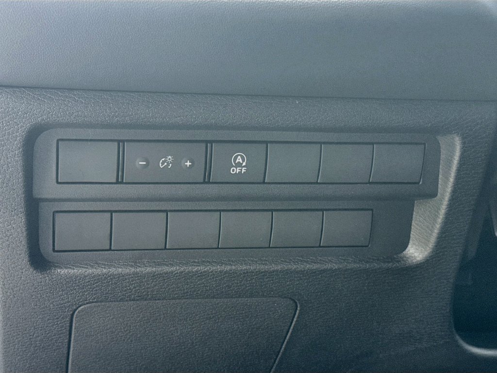 New 2026 Mitsubishi Outlander ES FWD image 10