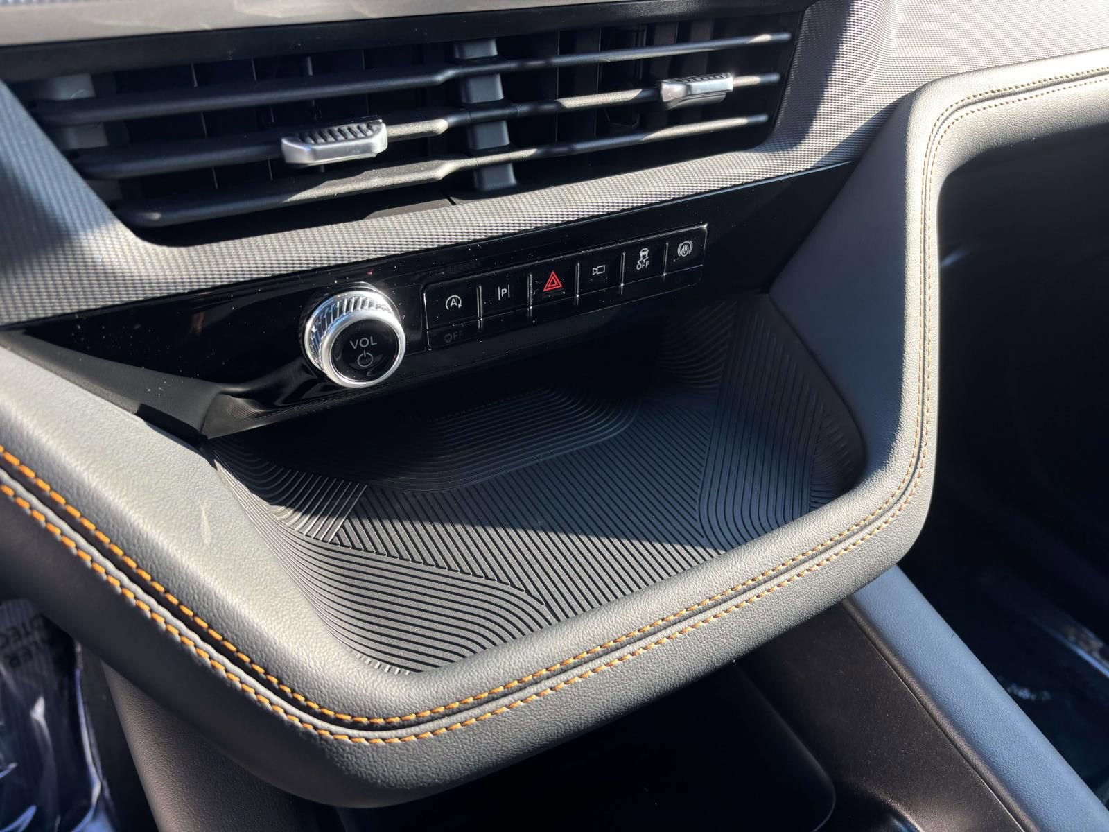 New 2026 Ford Explorer Tremor w/ Tremor Convenience Package image 22