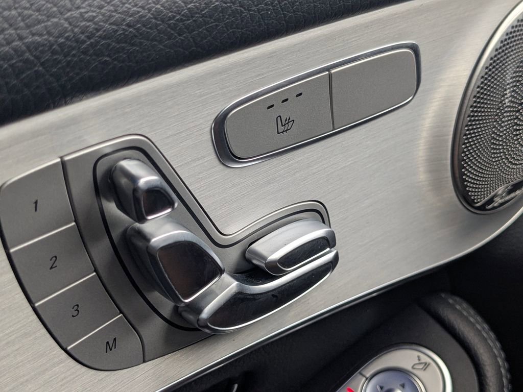 Certified 2021 Mercedes-Benz GLC 300 image 10