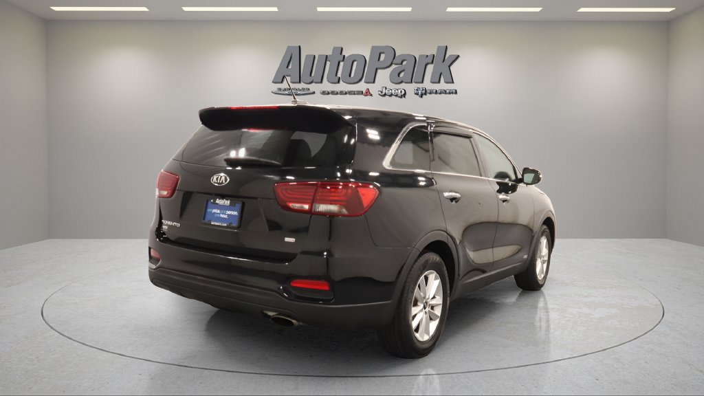 Used 2019 Kia Sorento AWD image 7
