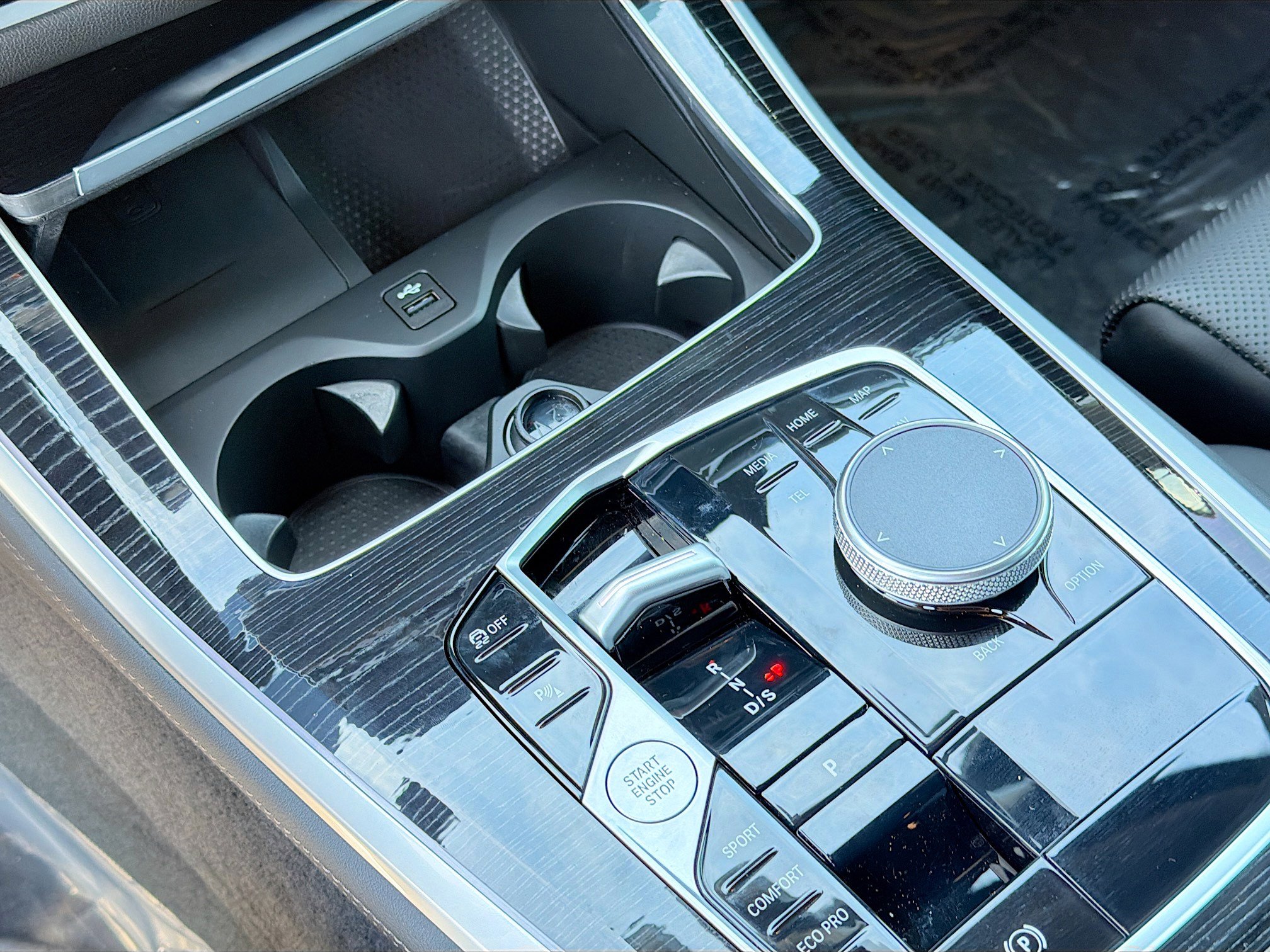 Used 2024 BMW X5 sDrive40i w/ M Sport Package image 33