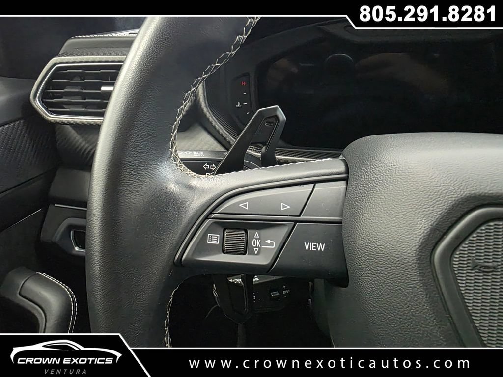 Used 2024 Lamborghini Urus Performante AWD/4WD image 16