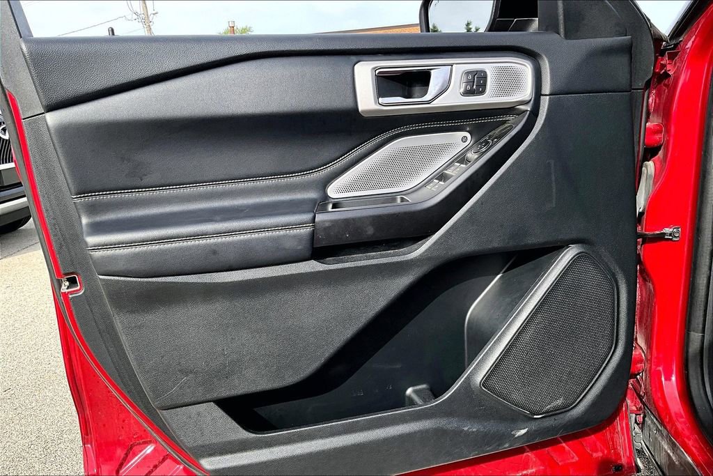 Used 2020 Ford Explorer ST w/ ST Street Pack AWD/4WD image 14