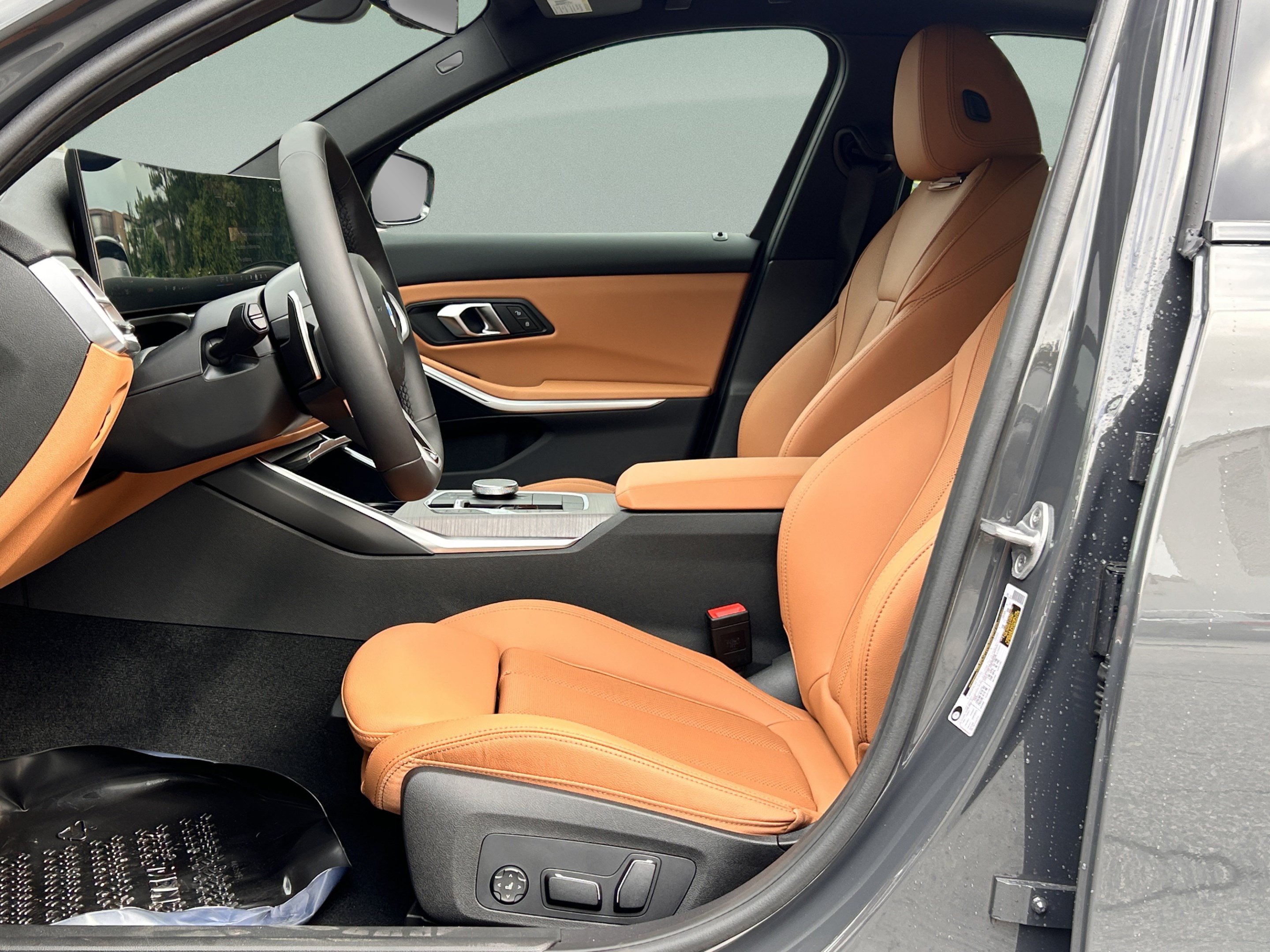 New 2026 BMW 330i Sedan w/ M Sport Package RWD image 20