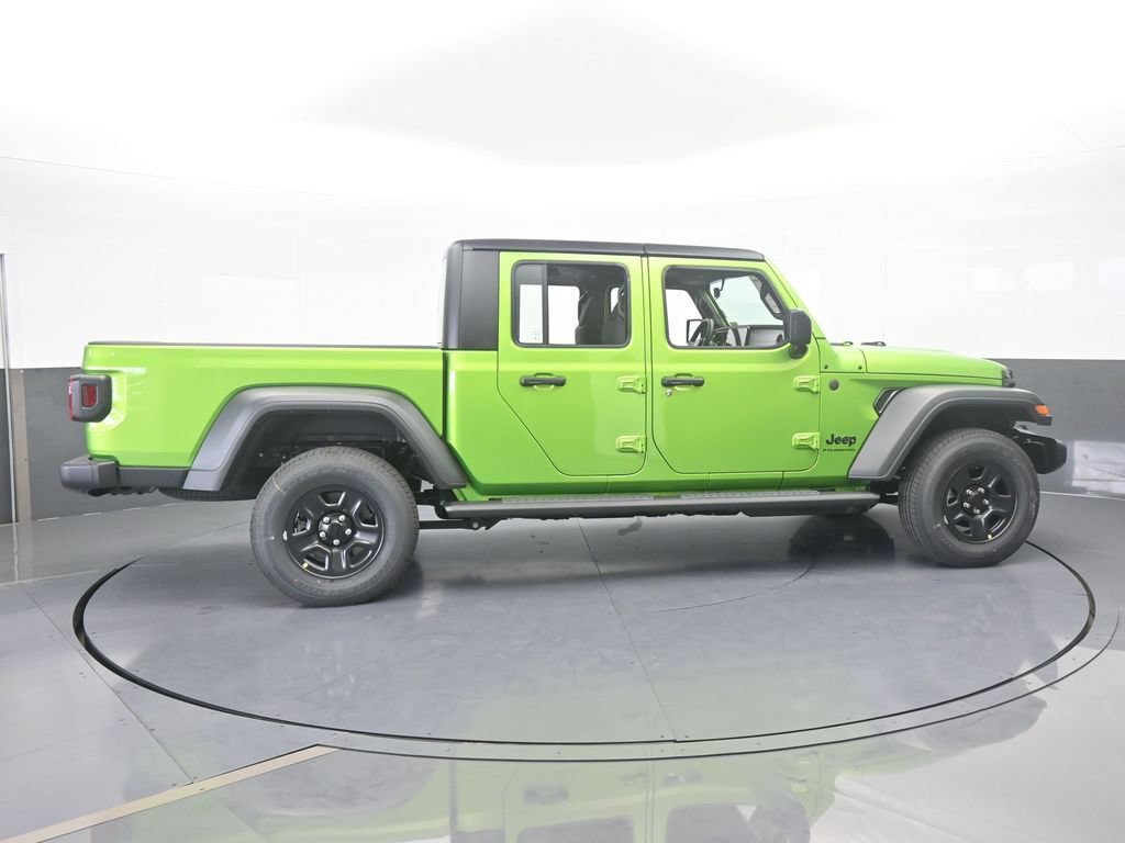 New 2026 Jeep Gladiator Sport AWD/4WD image 7