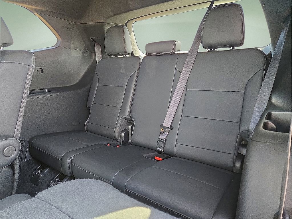 Used 2025 Buick Enclave Preferred image 16