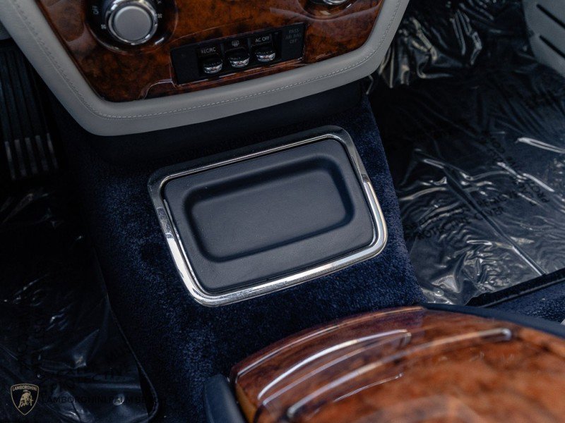 Used 2010 Rolls-Royce Phantom Coupe RWD image 26