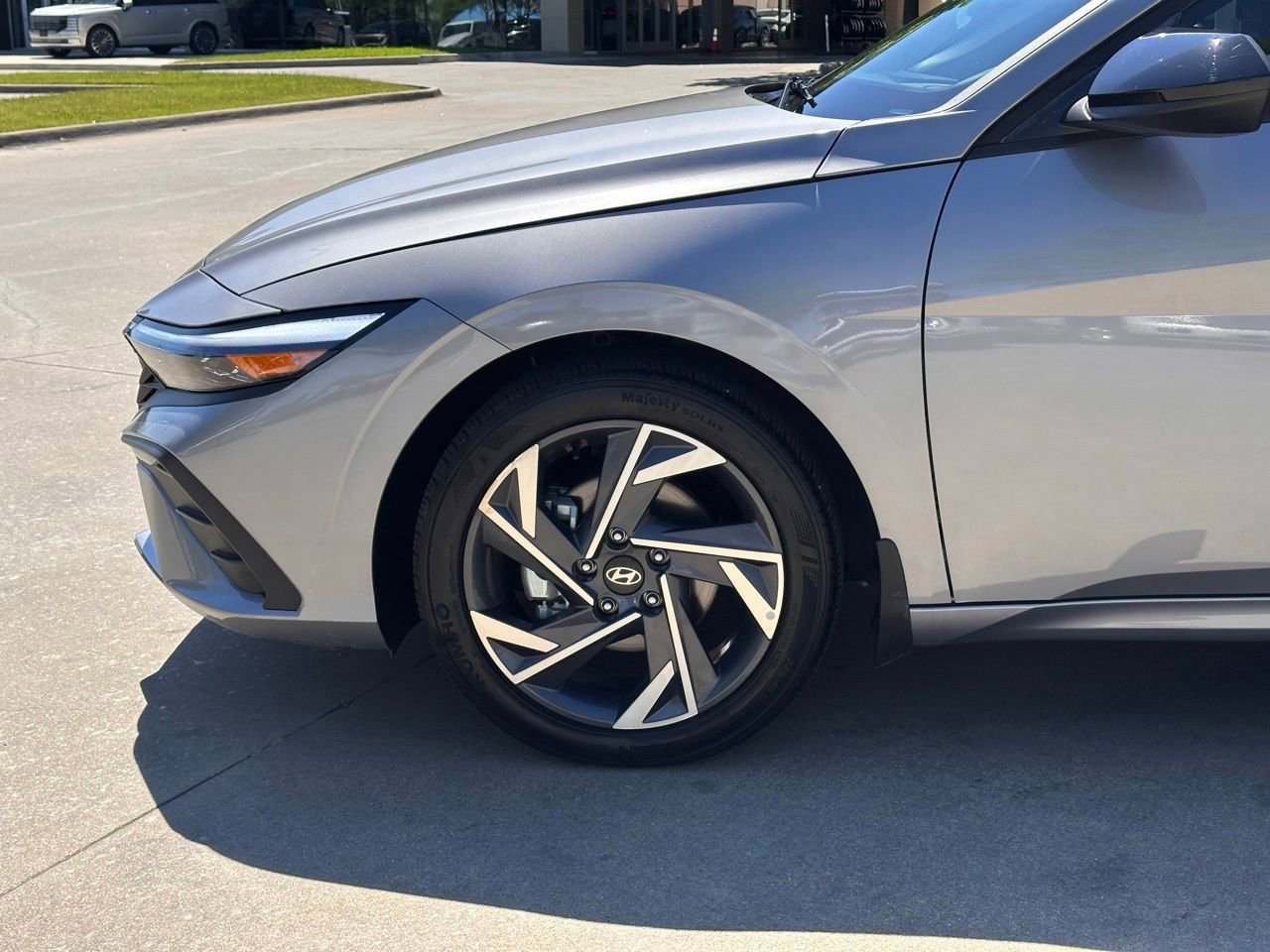 Used 2025 Hyundai Elantra Sport image 8