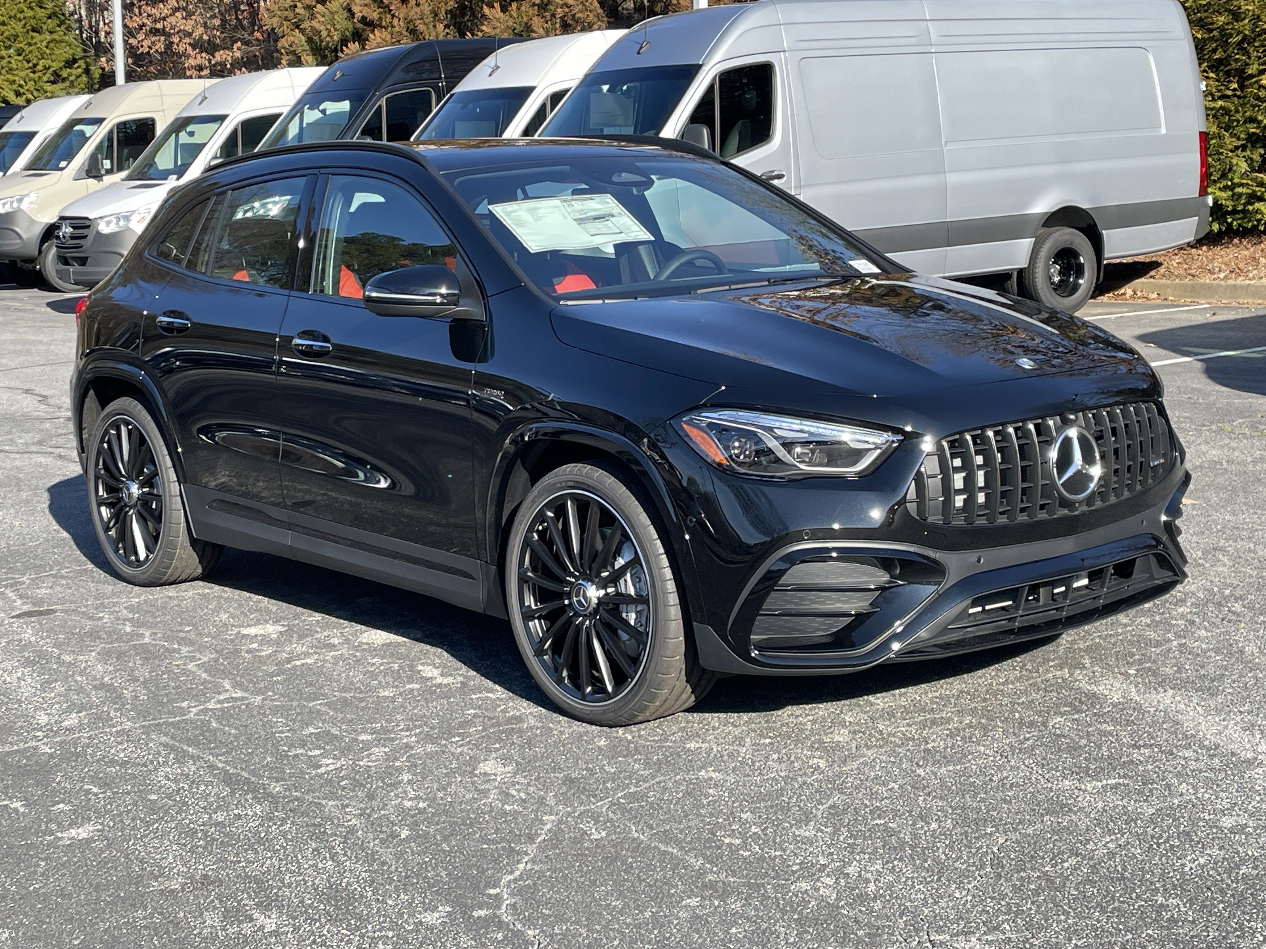 New 2026 Mercedes-Benz GLA 35 AMG 4MATIC image 4