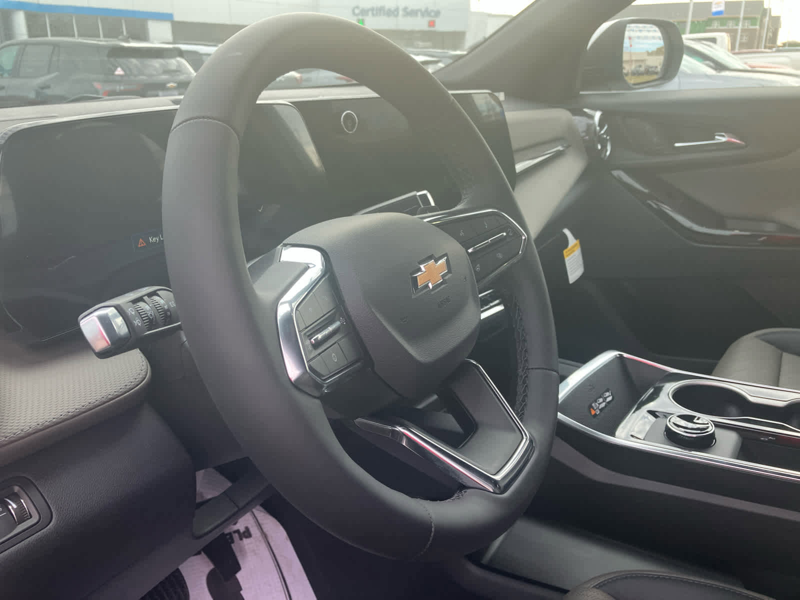 New 2026 Chevrolet Equinox LT w/ Convenience Package II image 12