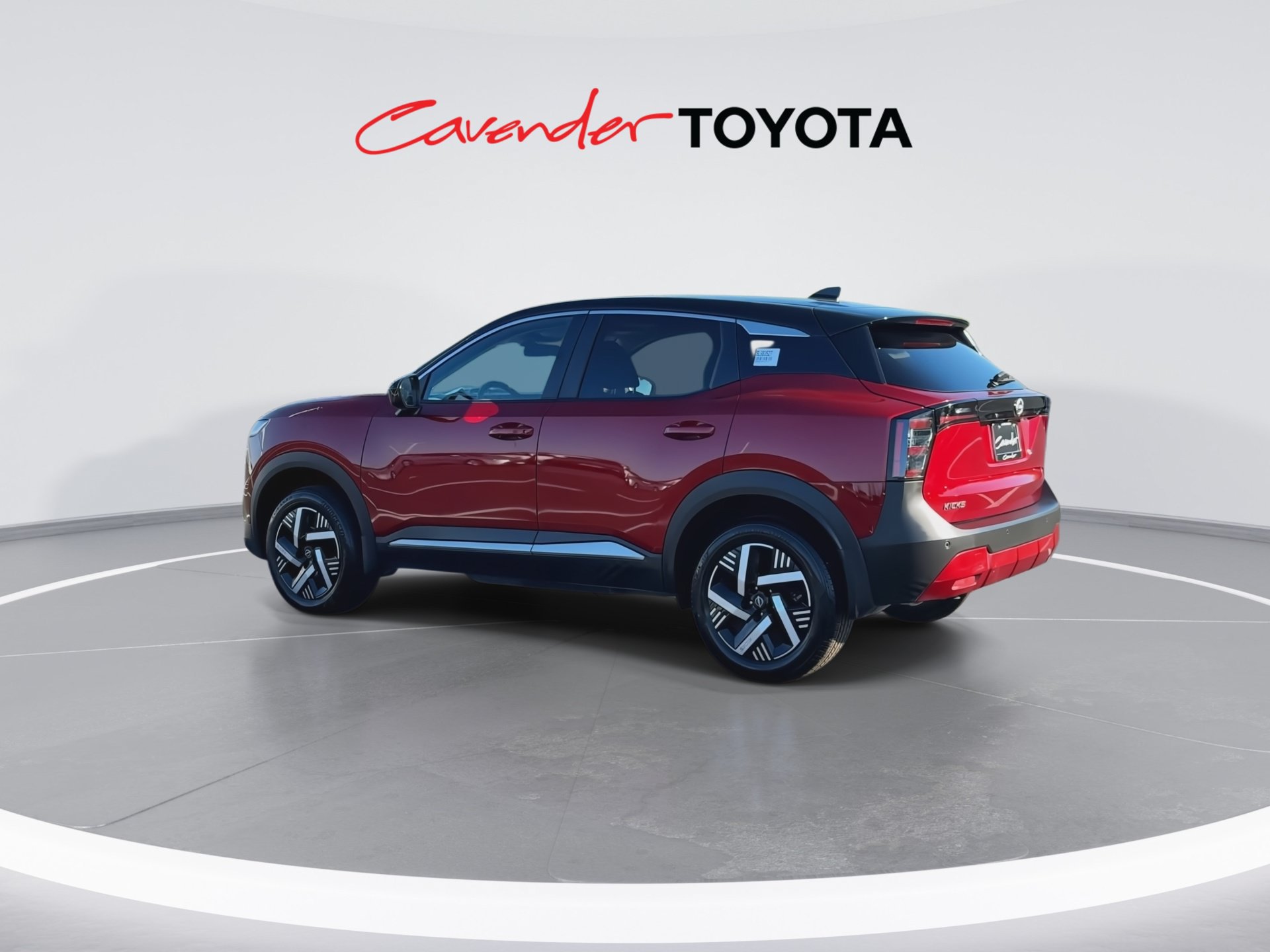 Used 2025 Nissan Kicks SV FWD image 6